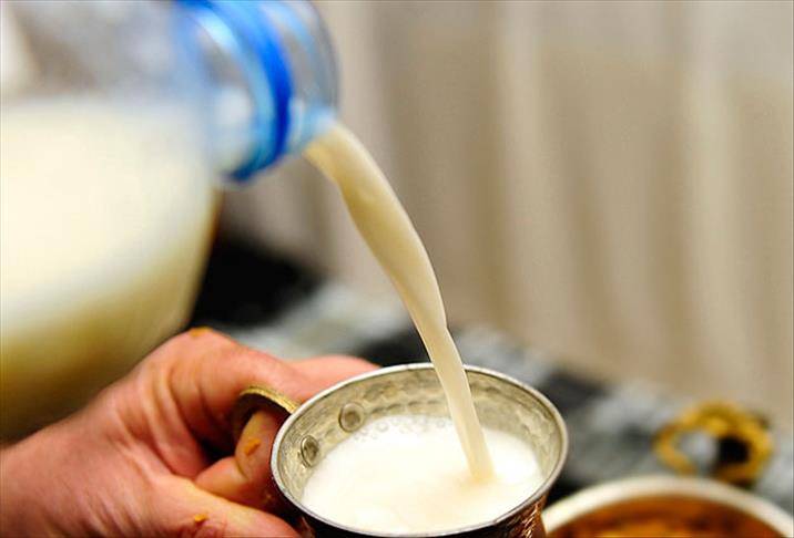 Süt fiyatları uçuşa geçti: Market etiketleri yeniden değişti! 11
